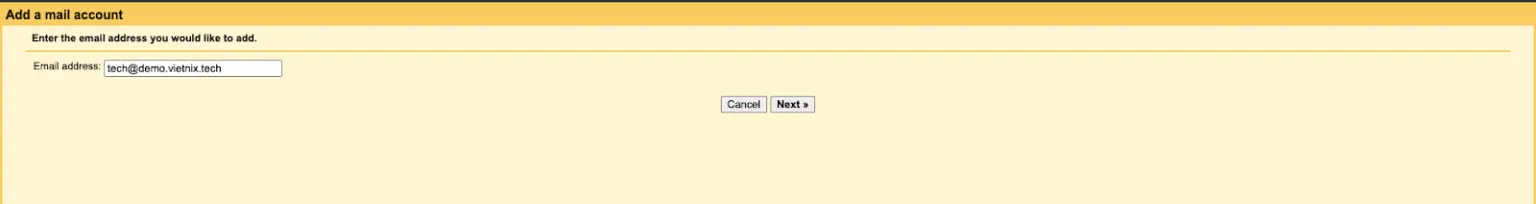 Nhập địa chỉ email và chọn Tiếp theo