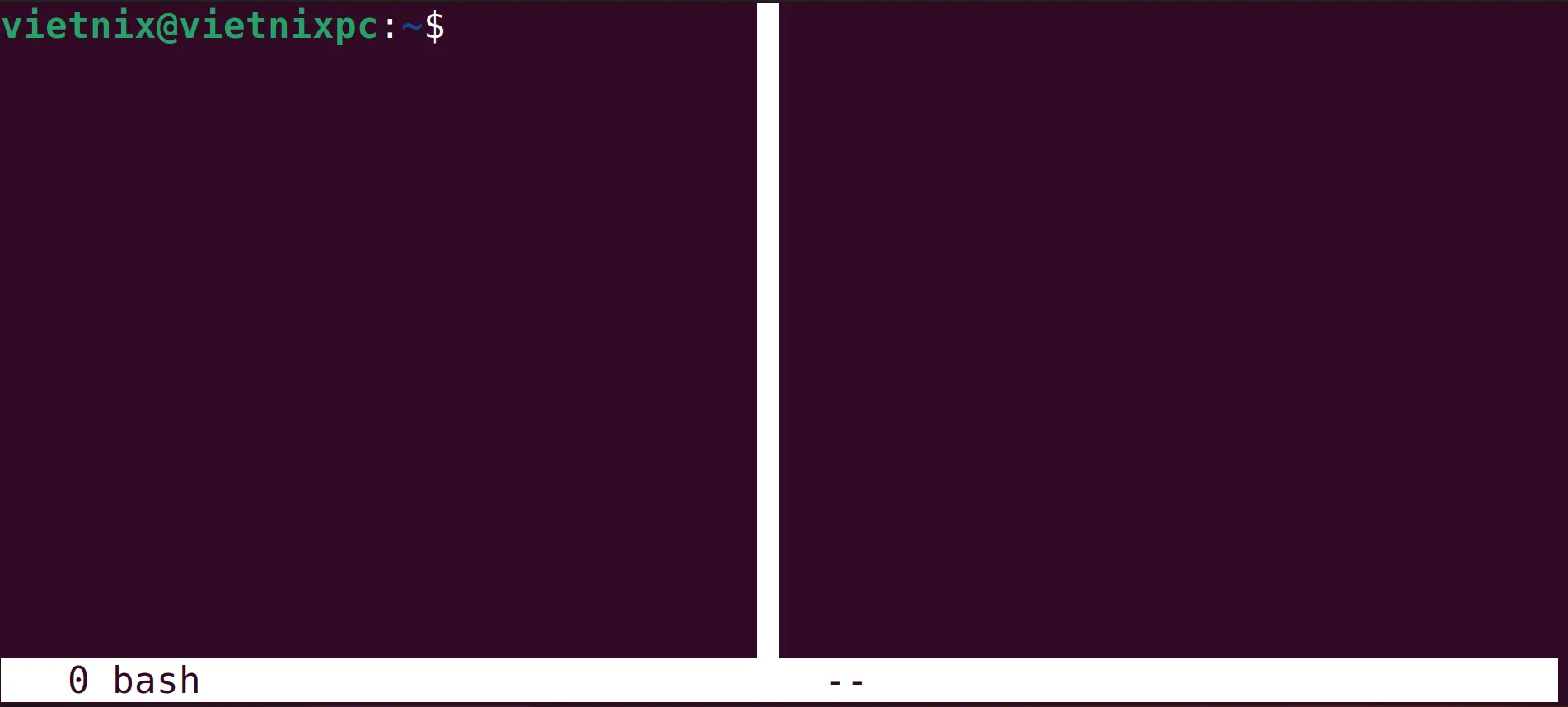 Màn hình được chia đôi với đường thẳng đứng màu trắng ở giữa