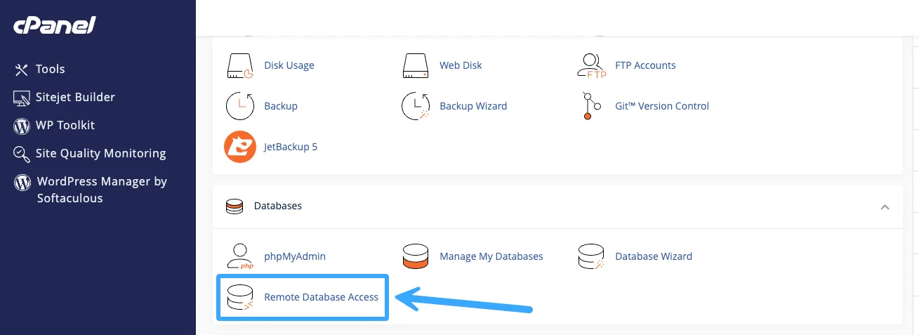 Chọn Remote Database Access cPanel
