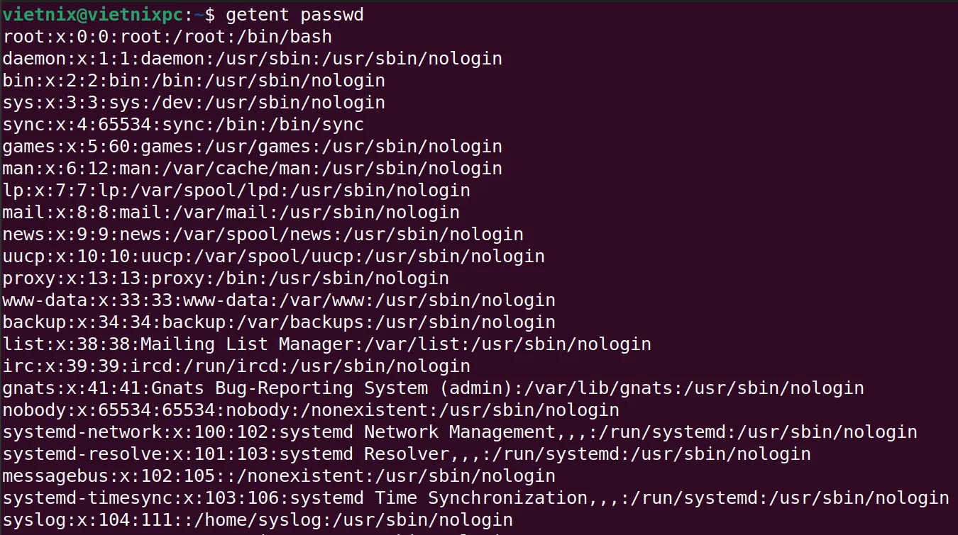 Xem danh sách tất cả tài khoản người dùng trên hệ thống Linux