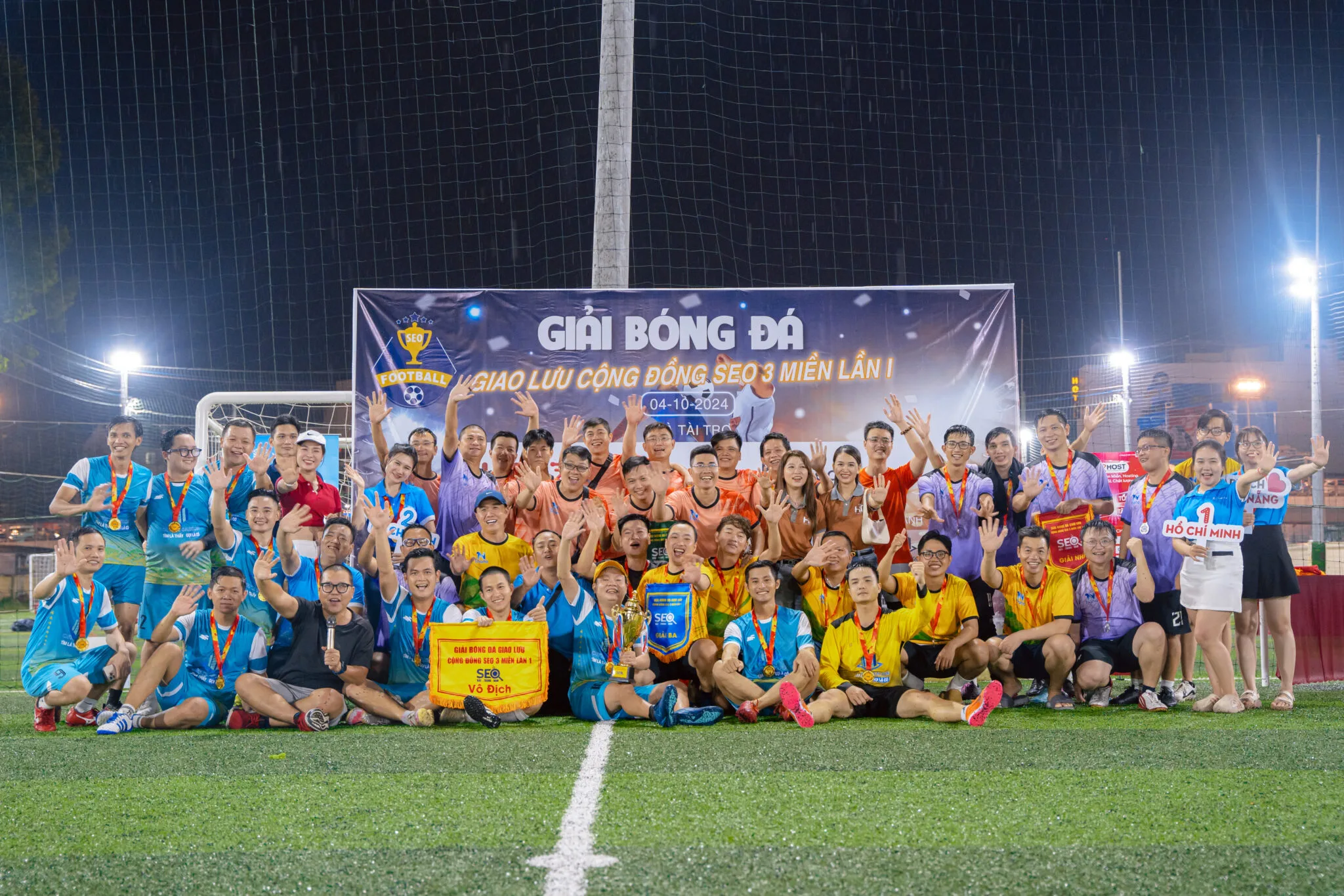Vietnix nhà tài trợ kim cương cho Giải bóng đá “Giao lưu cộng đồng SEO 3 miền lần I”
