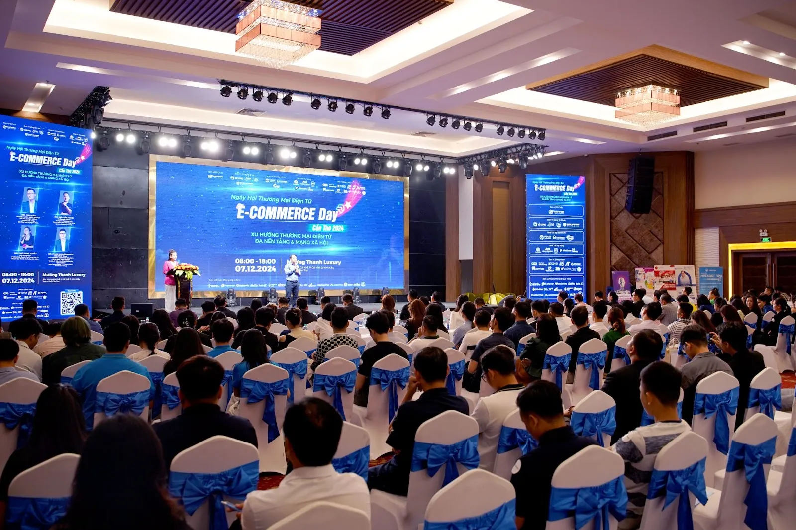 sự kiện E-Commerce Day 1