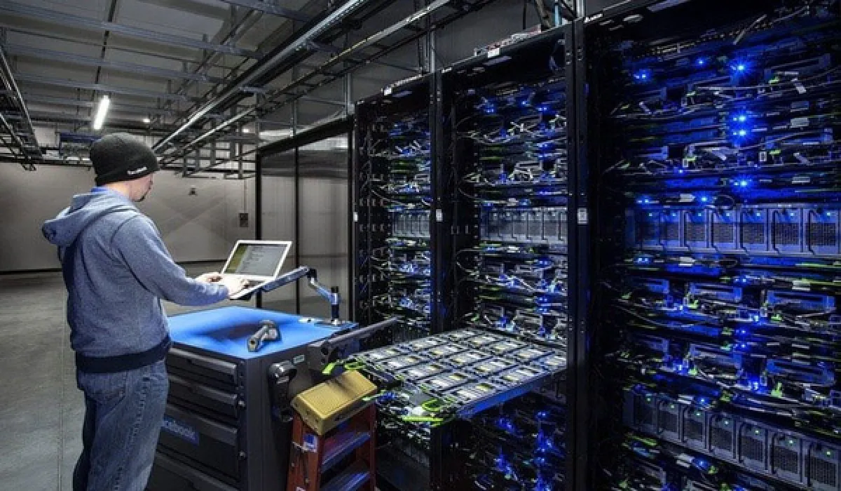 Máy chủ (Server, Data Center)