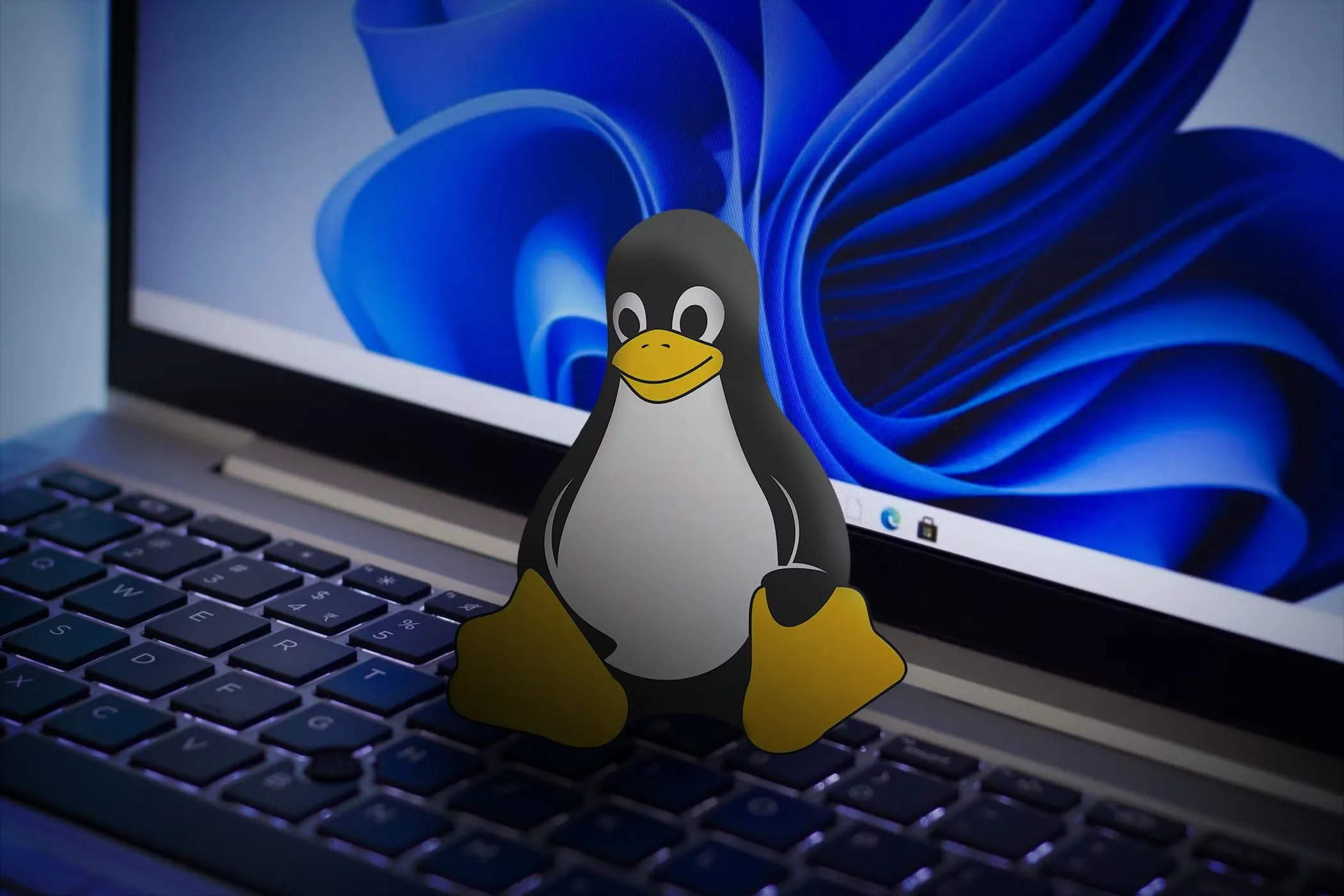 Chạy trực tiếp Linux trên máy tính Windows