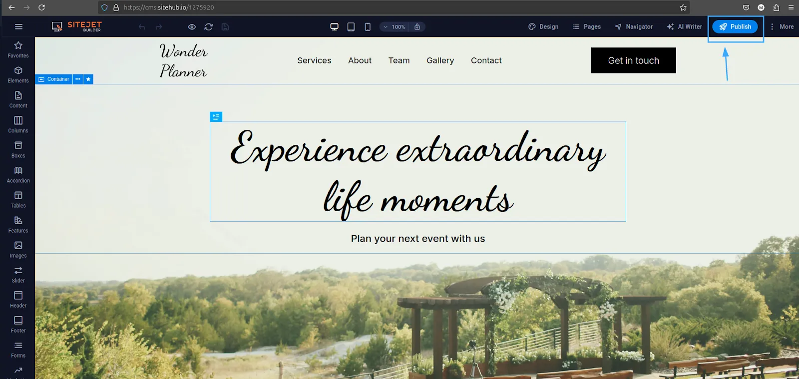 Thiết kế giao diện website và nhấn Publish