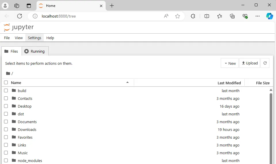 Nhập code vào ô (cell) và nhấn Shift + Enter để chạy