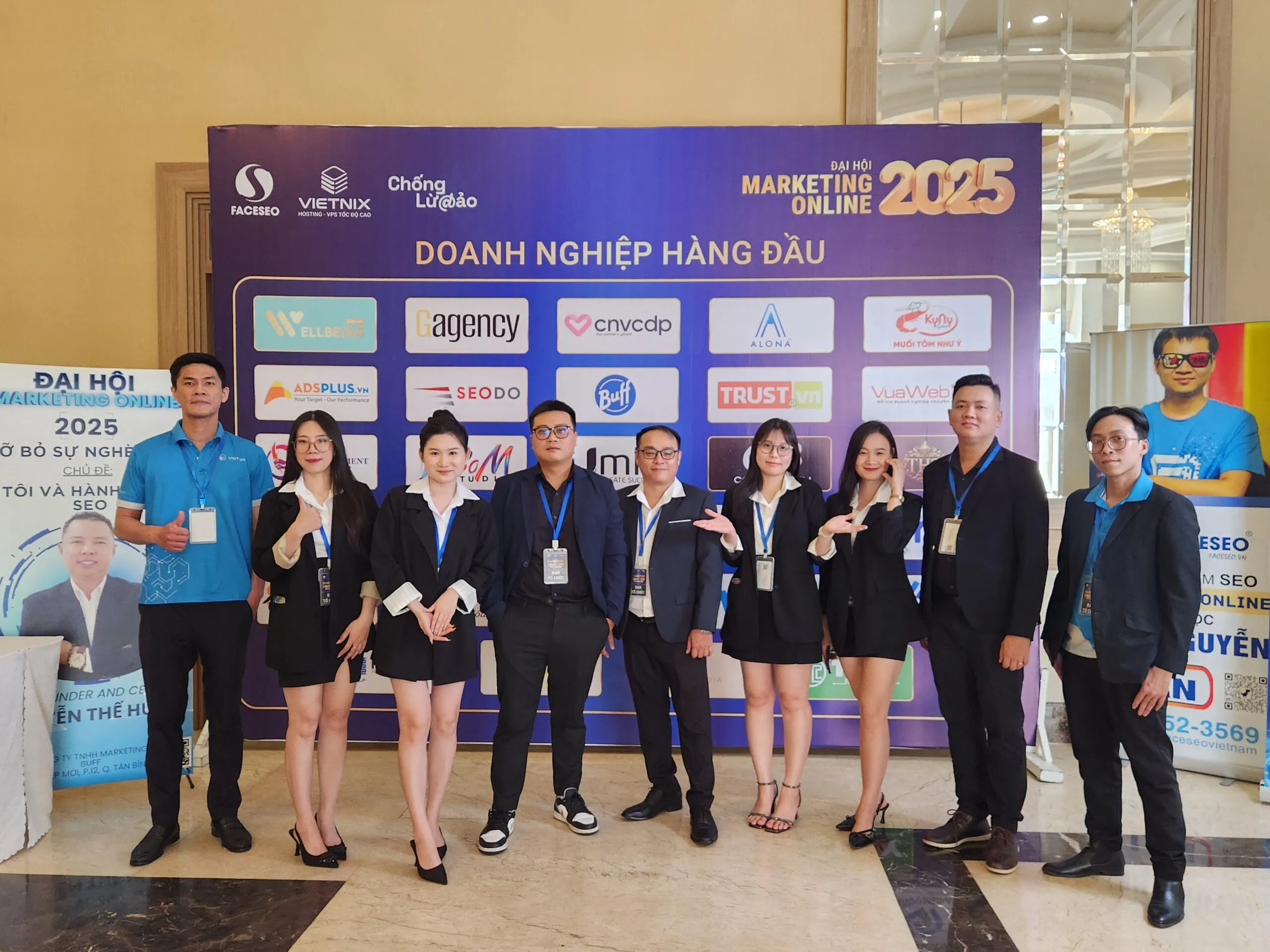Đại hội Marketing Online 2025