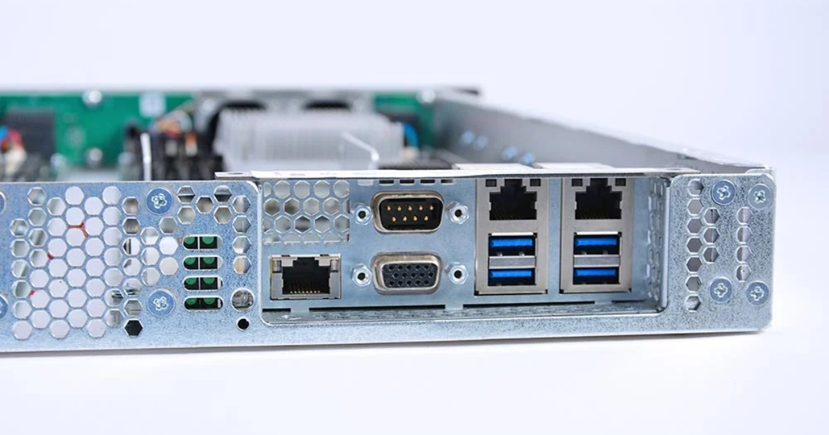 Các cổng I/O phía sau (Input/Output)