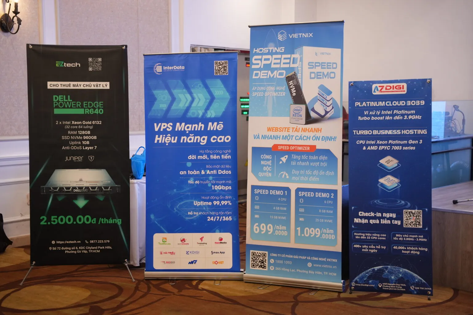 Nhà tài trợ tại sự kiện