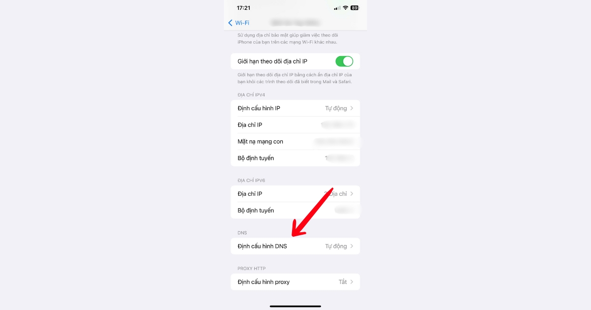 Bạn kéo xuống và chọn mục Định cấu hình DNS