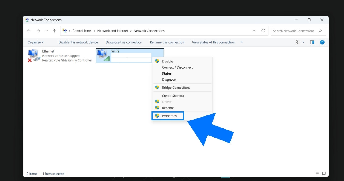 Bạn nhấp chuột phải vào kết nối mạng đang dùng như Wi-Fi hoặc Ethernet và chọn Properties