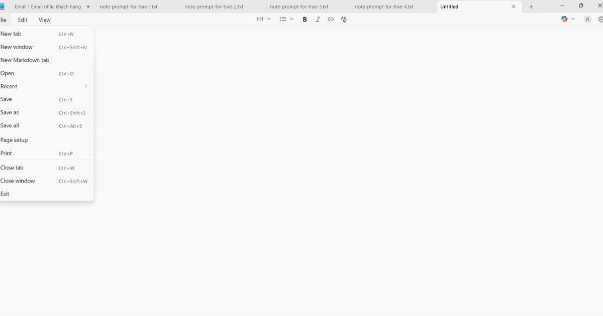 Vào File và chọn Open