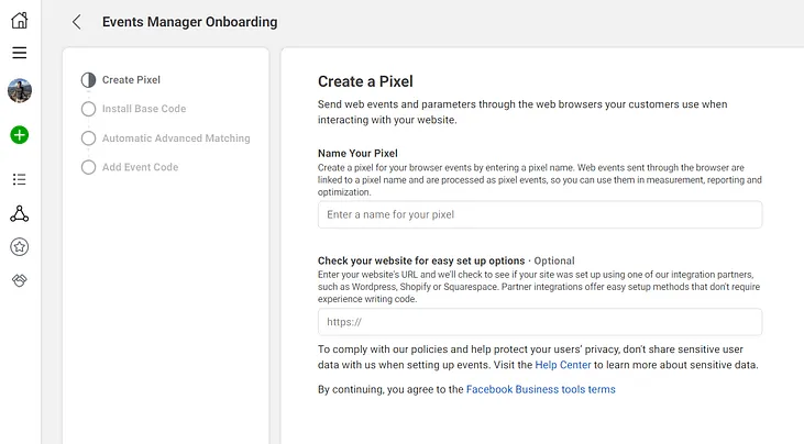 Người dùng đặt tên cho Facebook Pixel của mình.